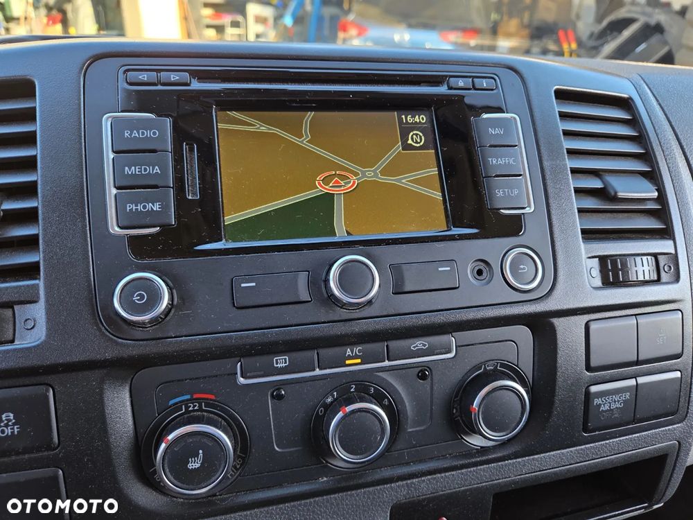 Volkswagen Transporter - 30