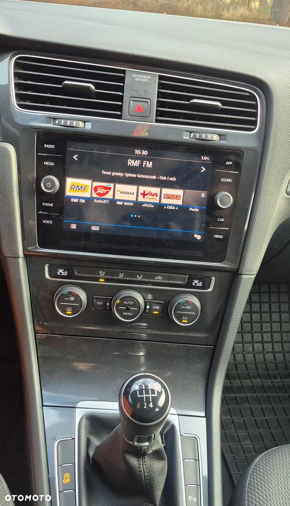 Volkswagen Golf 1.6 TDI BMT Comfortline - 9