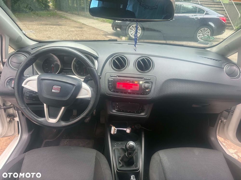 Seat Ibiza 1.4 16V Entry - 8
