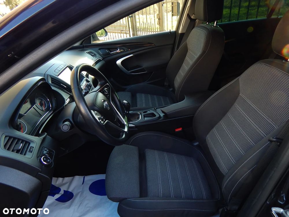 Opel Insignia 1.4 T Cosmo S&S - 14