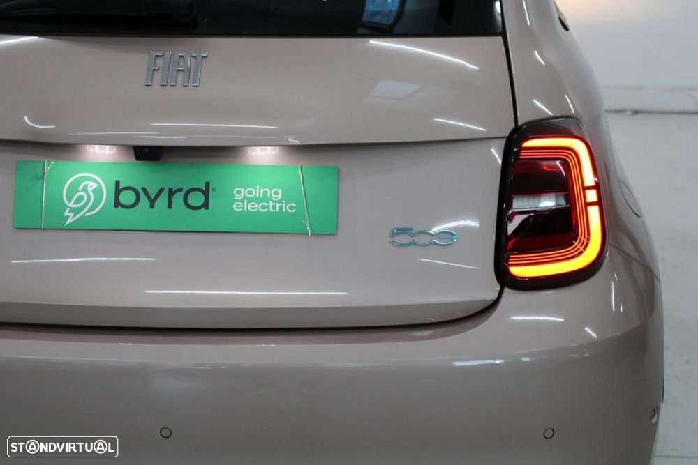 Fiat 500e 42 kWh Icon - 6