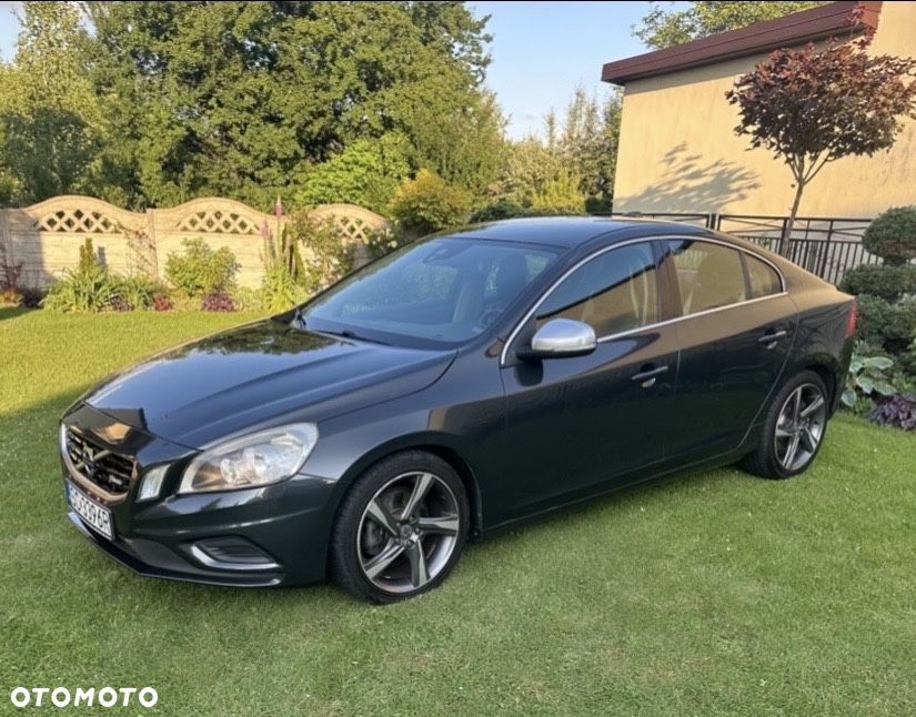 Volvo S60 - 2
