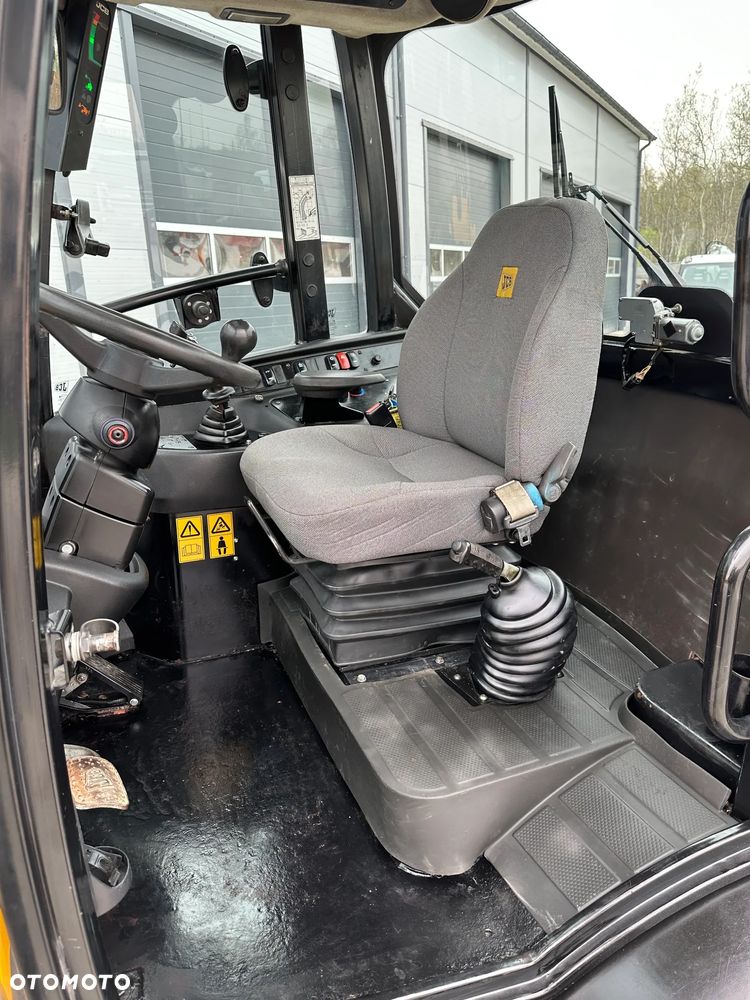 JCB ŁADOWARKA TELESKOPOWA TM220 T4A STAN JAK NOWY - 18