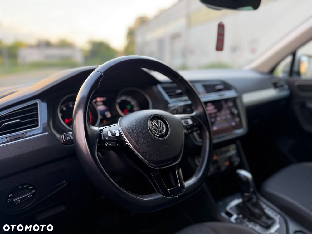 Volkswagen Tiguan 1.4 TSI DSG BlueMotion Technology Exclusive - 34