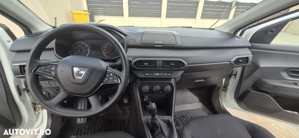 Dacia Logan - 6