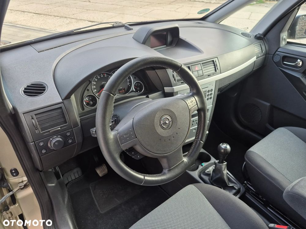 Opel Meriva 1.6 16V Cosmo - 9