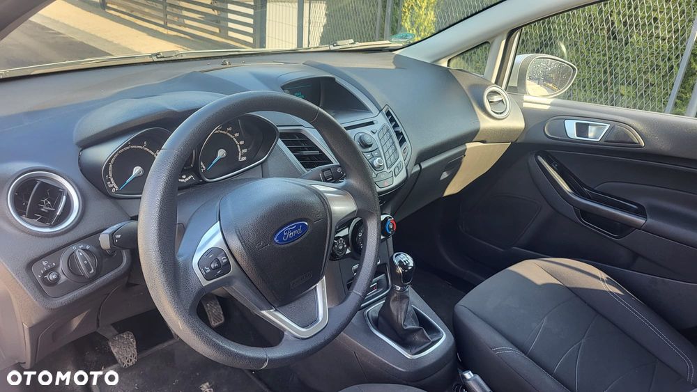 Ford Fiesta 1.25 Champions Edition - 4