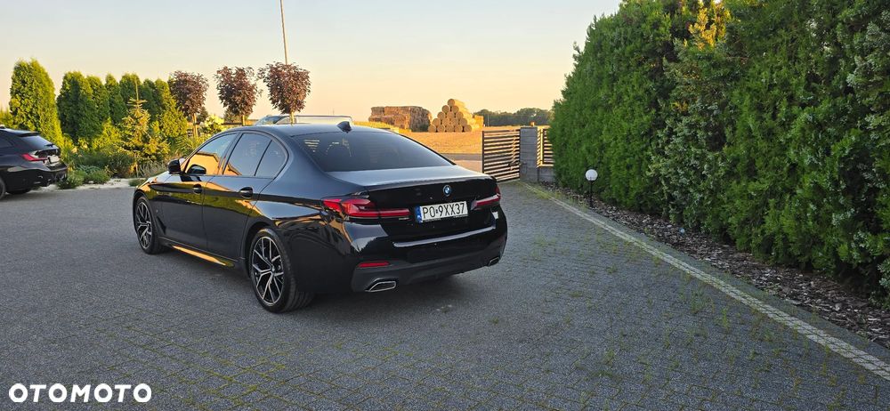 BMW Seria 5 530d xDrive mHEV M Sport sport - 4