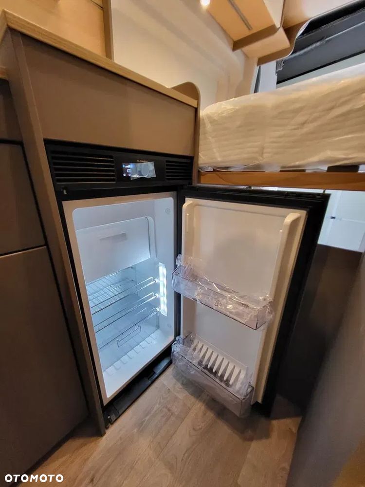 LMC Innovan 590 Active - 4 osobowy, Używany, FV23%, Doposażony - 16