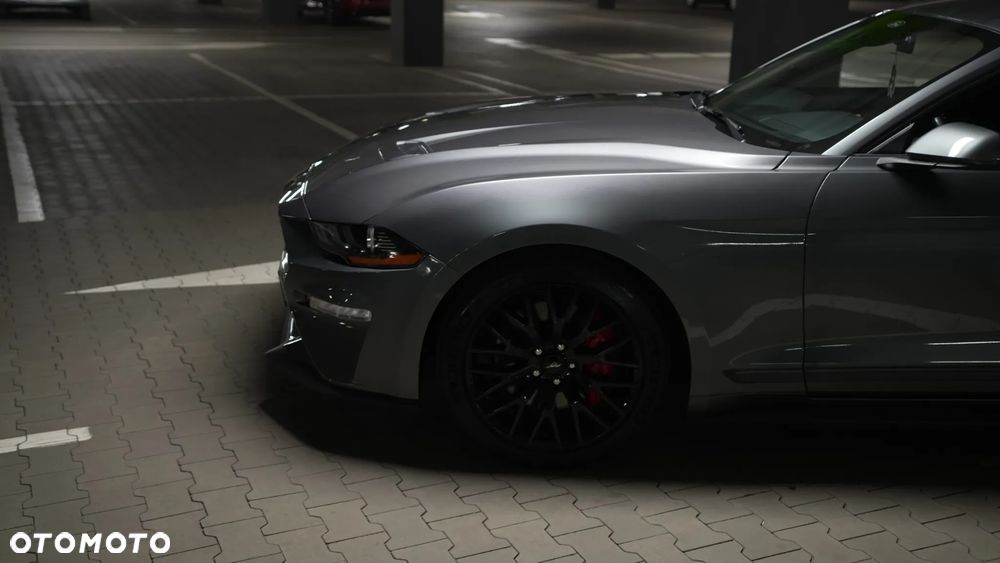 Ford Mustang 5.0 V8 GT - 14