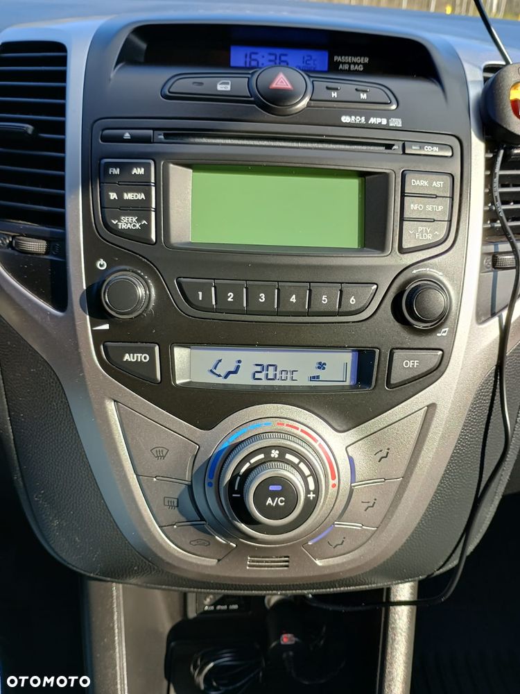 Hyundai ix20 1.6 blue Comfort - 14