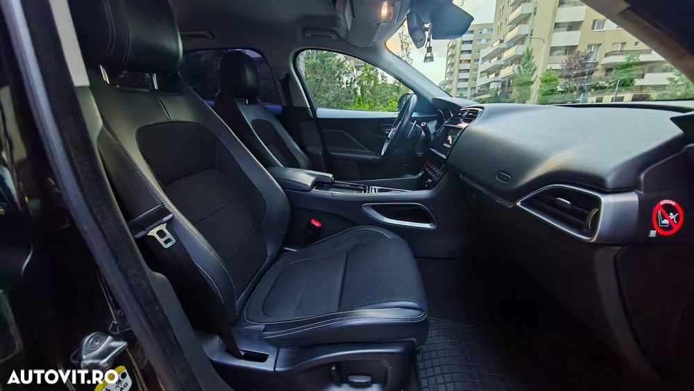 Jaguar F-Pace 25d AWD R-Sport - 21