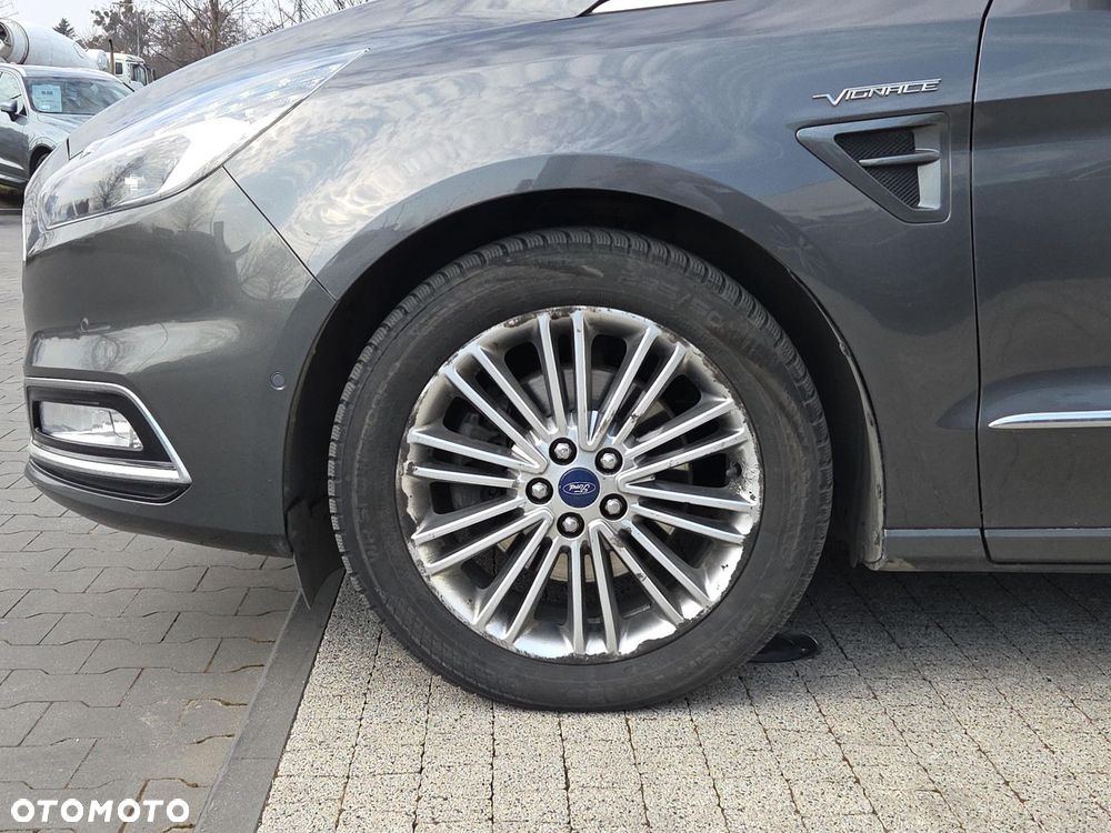 Ford S-Max 2.0 TDCi Bi-Turbo Vignale PowerShift - 32