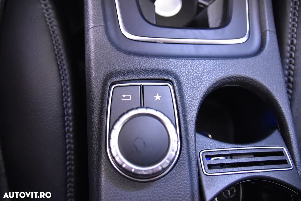 Mercedes-Benz GLA 200 d 4MATIC Aut. - 16