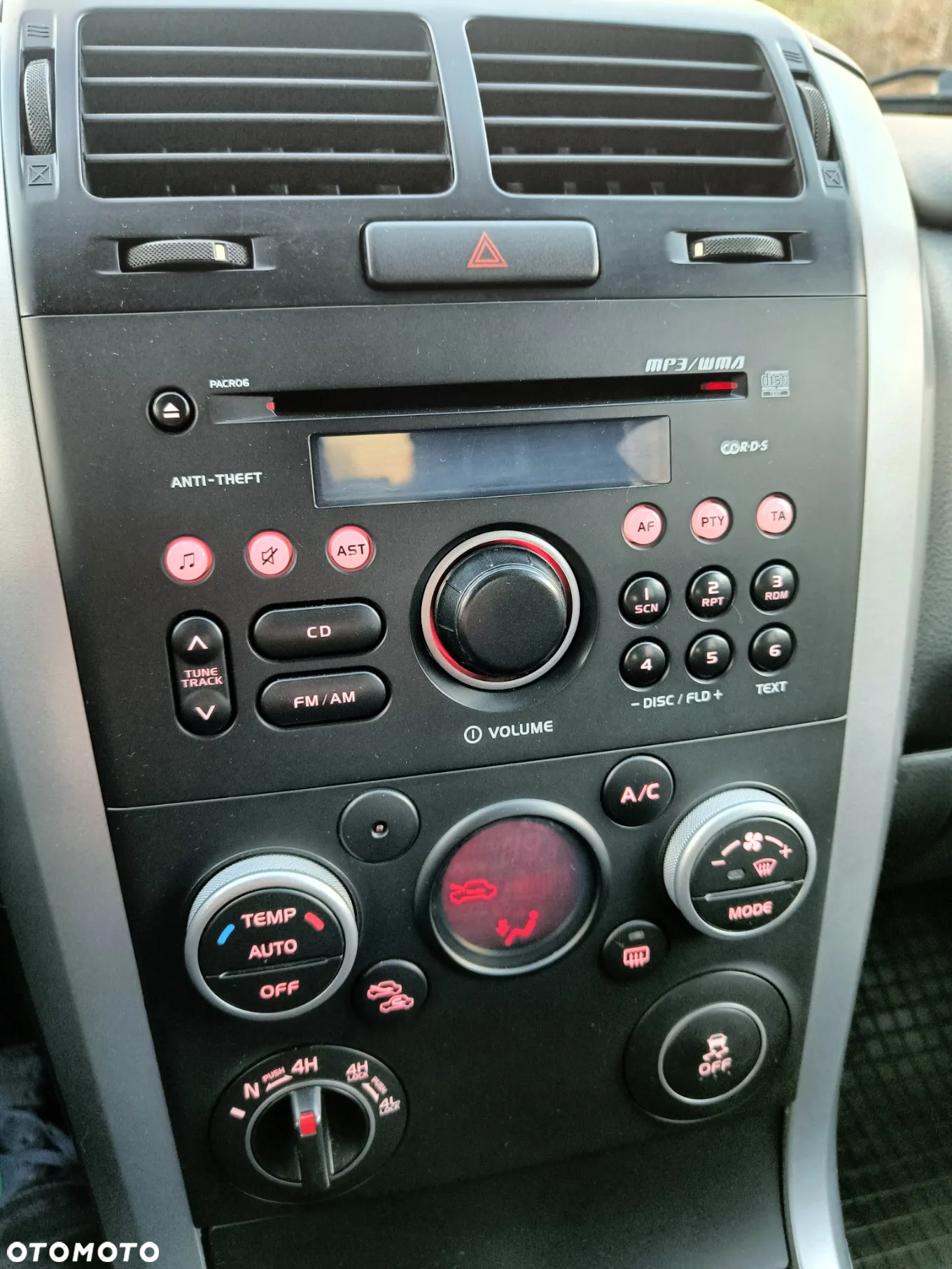 Suzuki Grand Vitara - 11