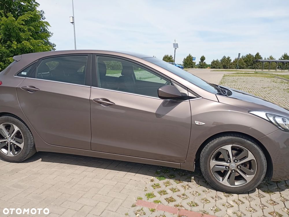 Hyundai i30 1.6 CRDi Classic - 8