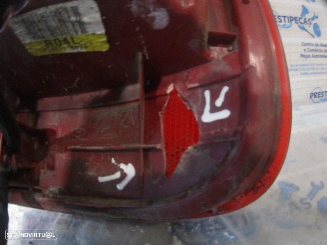 Farol Tras 9240117610 HYUNDAI MATRIX FASE 1 2006 1.5CRDI 102CV 5P PRETO ESQ ORIGINAL Danificado - 4