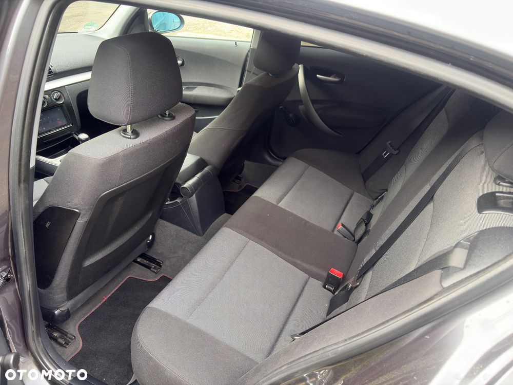 BMW Seria 1 116i - 14