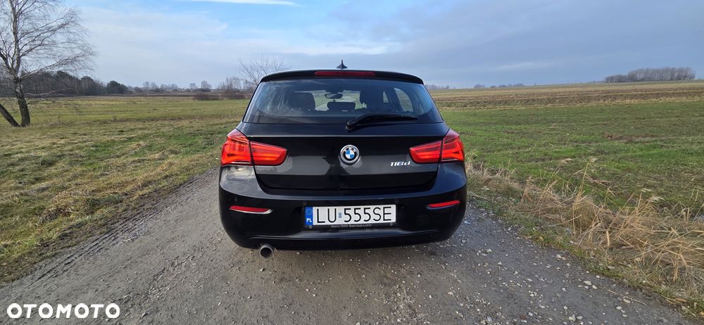 BMW Seria 1 116d EfficientDynamics - 12