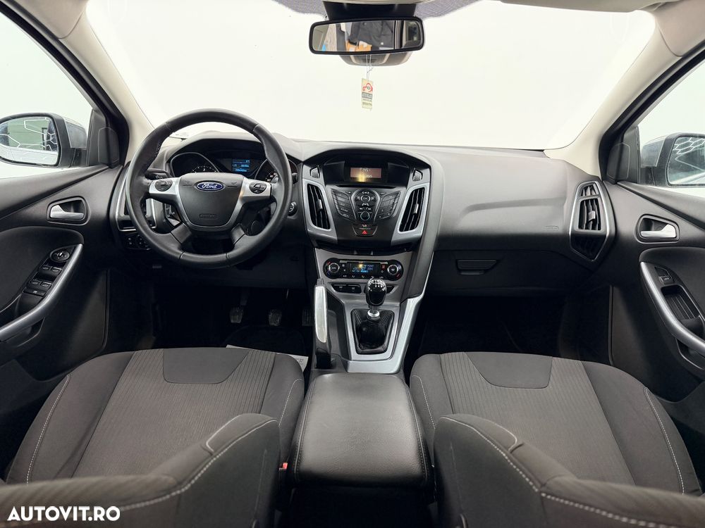 Ford Focus - 6