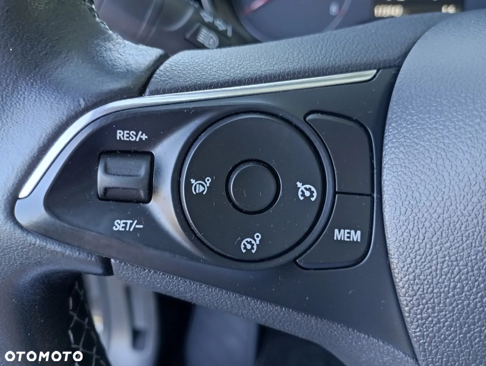 Opel Grandland X 1.2 Start/Stop INNOVATION - 29