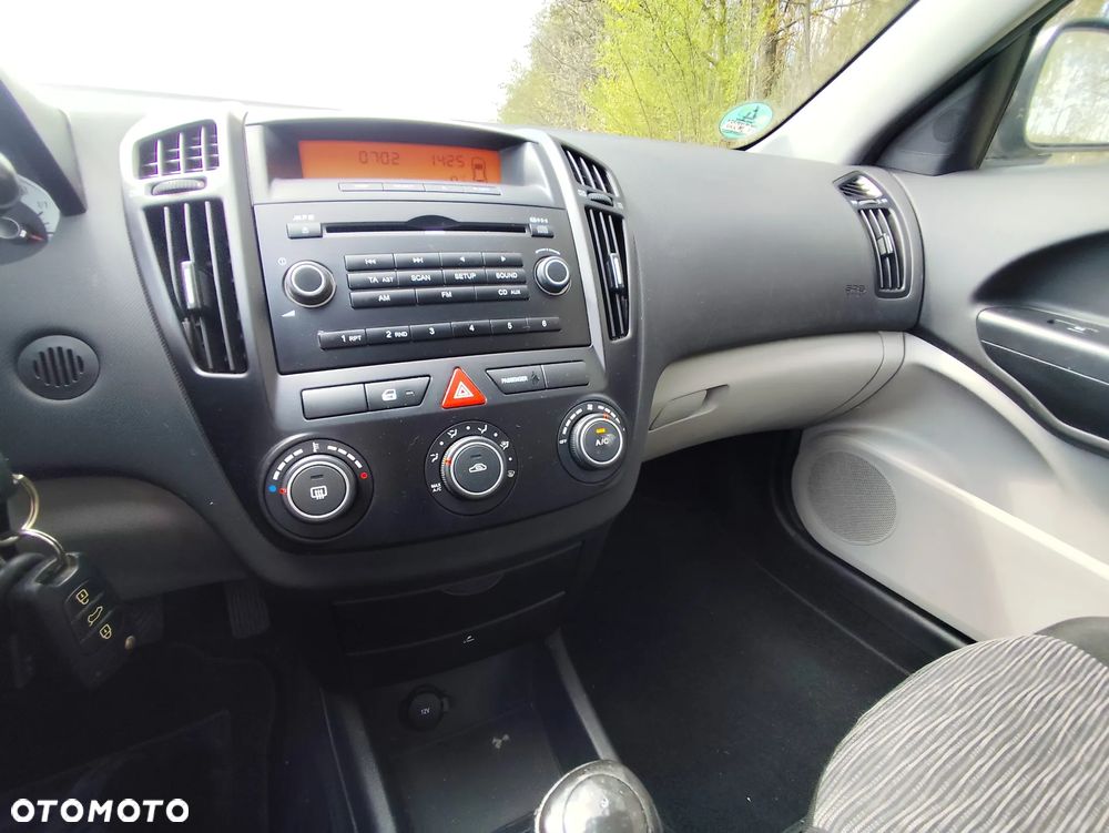 Kia Ceed 1.4 CVVT EX - 19