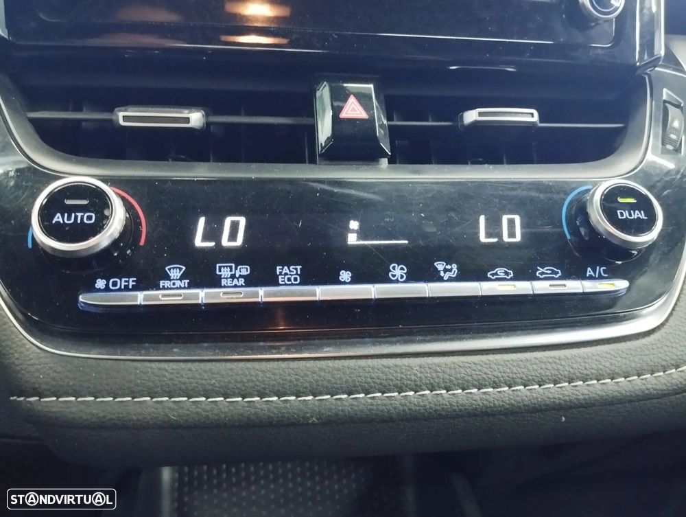 Toyota Corolla 1.8 Hybrid Comfort - 26