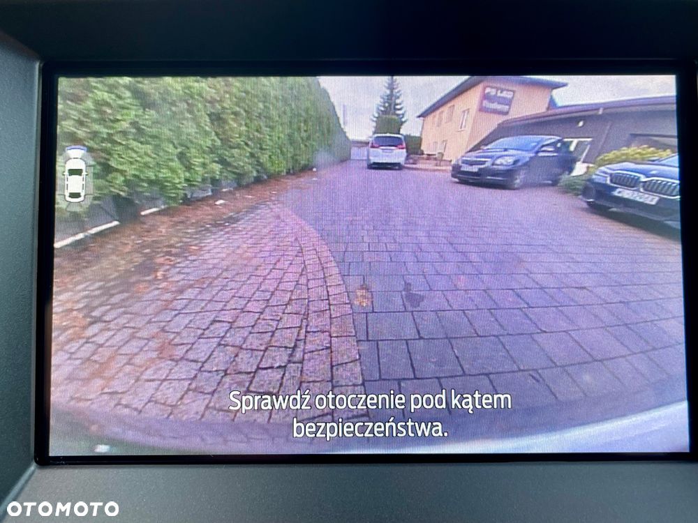 Ford S-Max 2.5 Duratec FHEV TITANIUM - 21