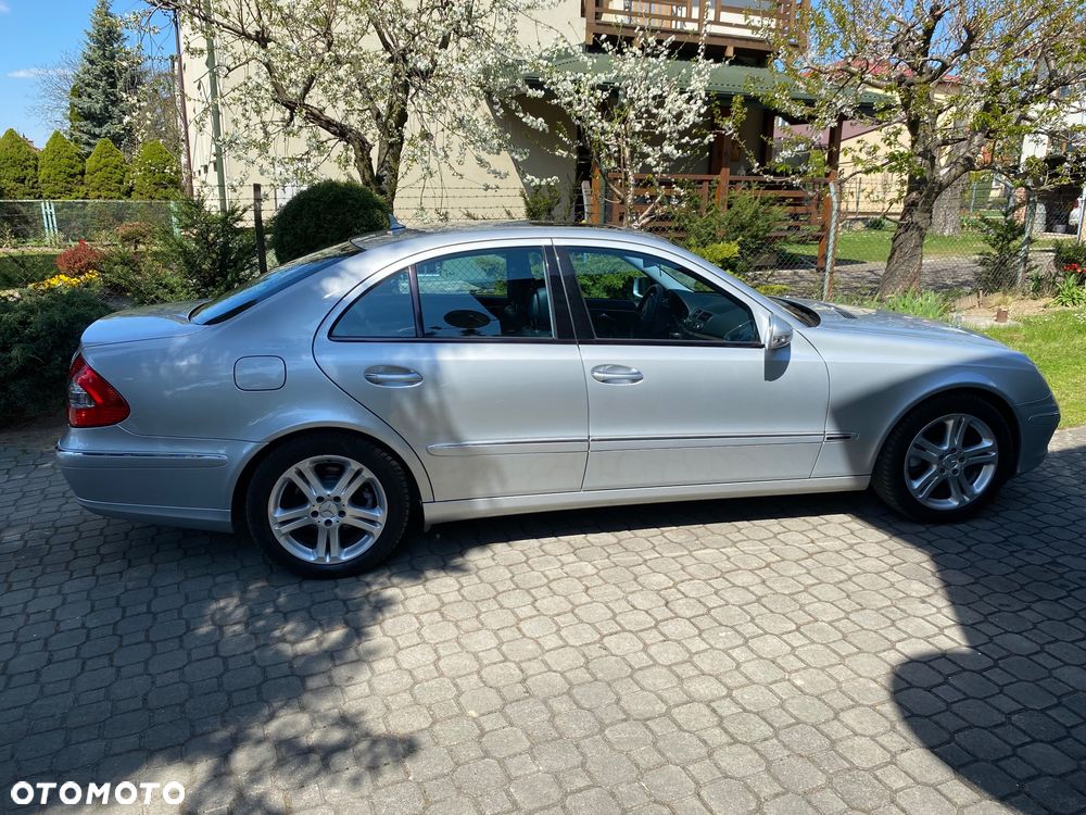 Mercedes-Benz Klasa E - 31