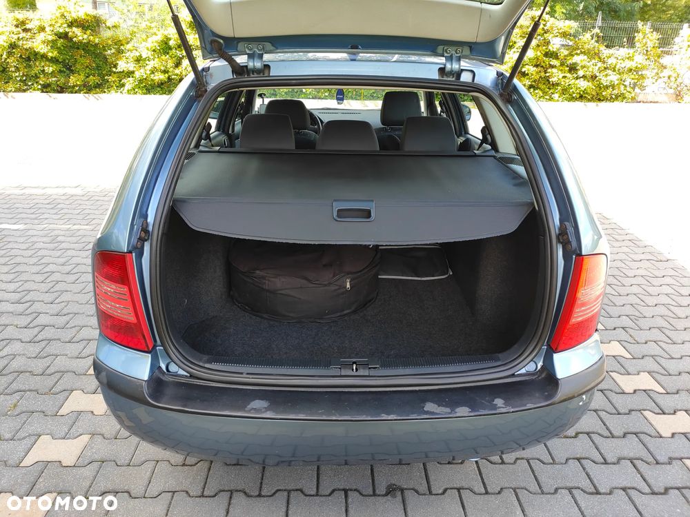 Skoda Octavia 1.6 Tour Classic - 19