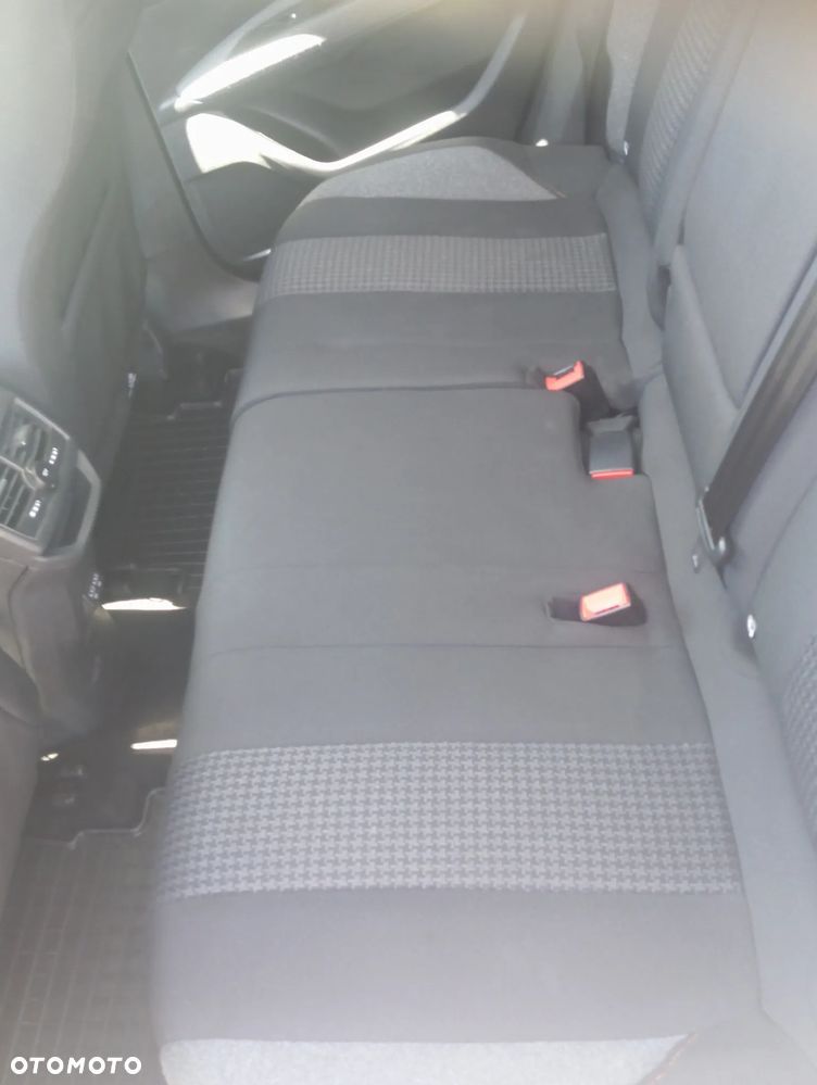Peugeot 3008 PureTech 130 Stop & Start GPF EAT8 Active - 11