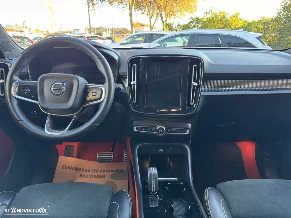 Volvo XC 40 Recharge Twin Plus - 9