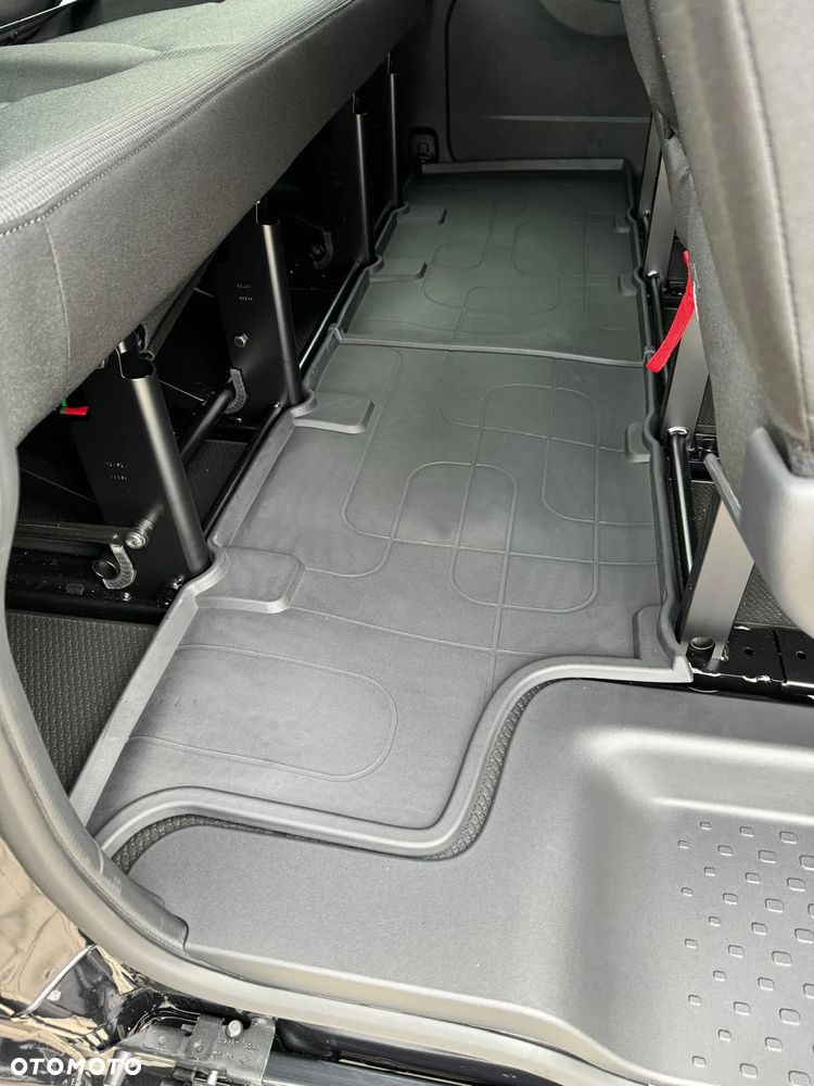 Renault Trafic SpaceClass 2.0 dCi Escapade - 5