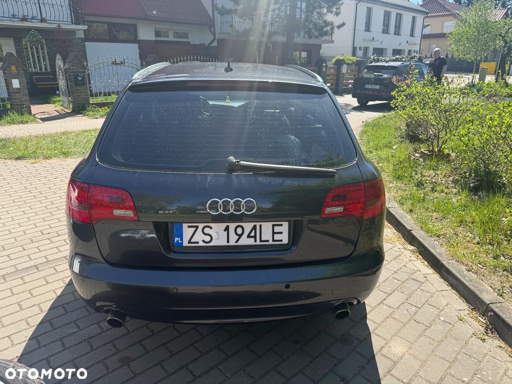 Audi A6 Avant 4.2 quattro tiptronic - 16