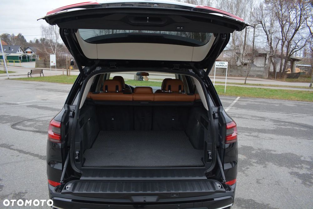 BMW X5 xDrive40i - 26