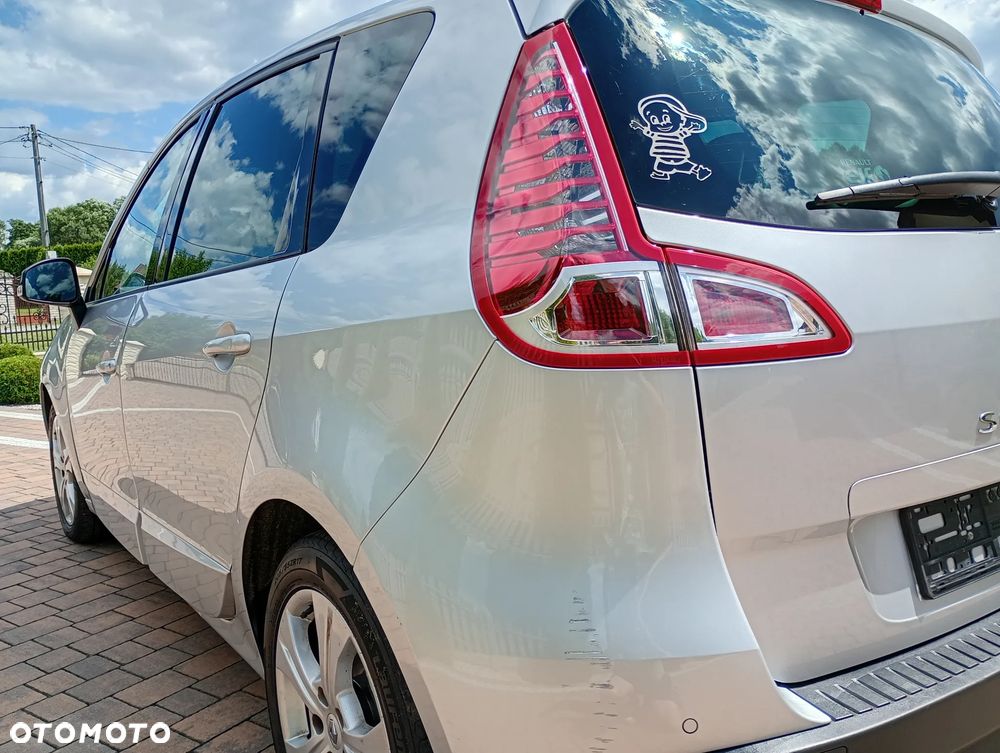 Renault Scenic - 8