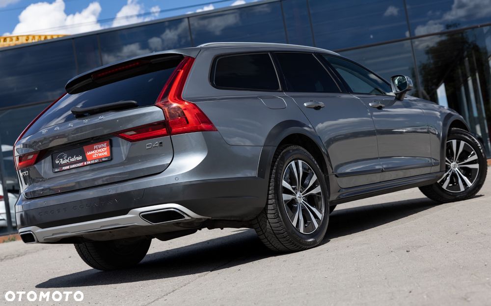Volvo V90 Cross Country D4 AWD Geartronic Pro - 7