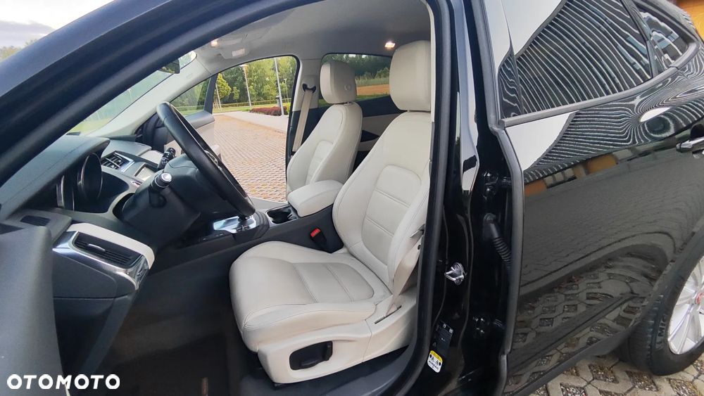 Jaguar E-Pace 2.0 i4D AWD HSE - 16