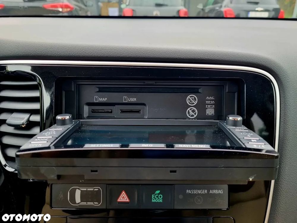 Mitsubishi Outlander 2.0 2WD Invite - 21