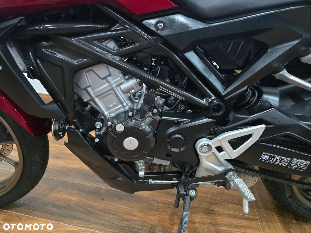 Honda CB - 11
