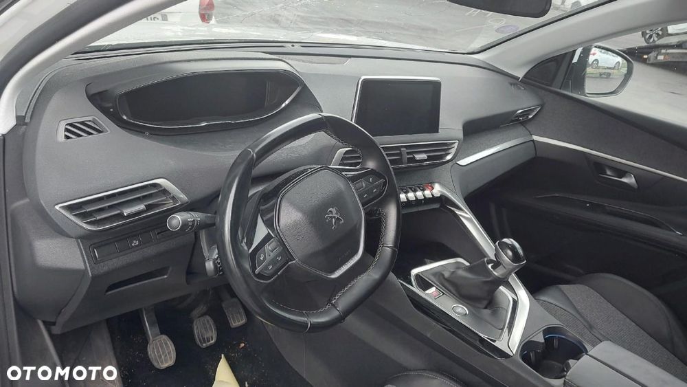 Peugeot 3008 - 6