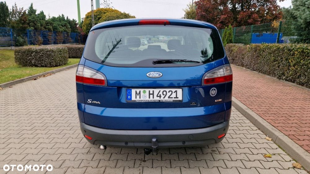 Ford S-Max - 9