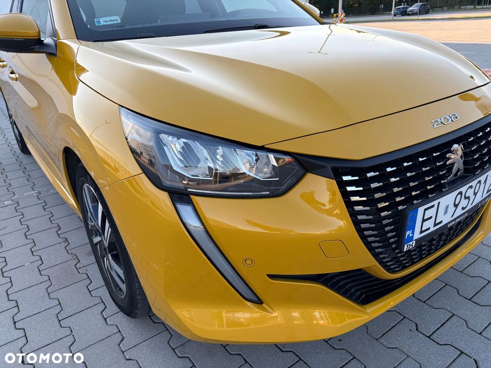 Peugeot 208 2019 photo 3