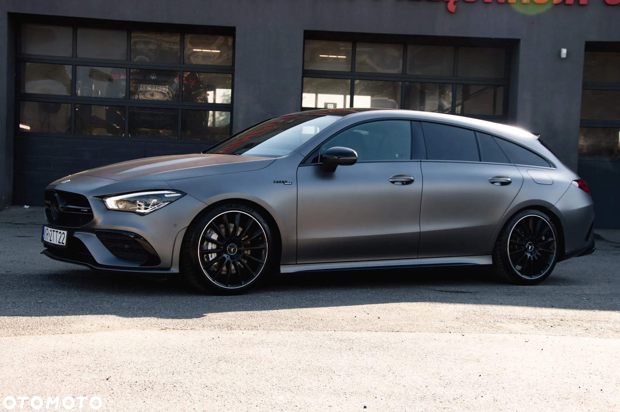 Mercedes-Benz CLA AMG 35 4-Matic 7G-DCT - 2