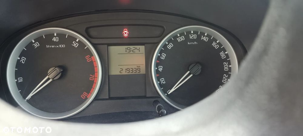 Skoda Roomster 1.2 Fresh - 2
