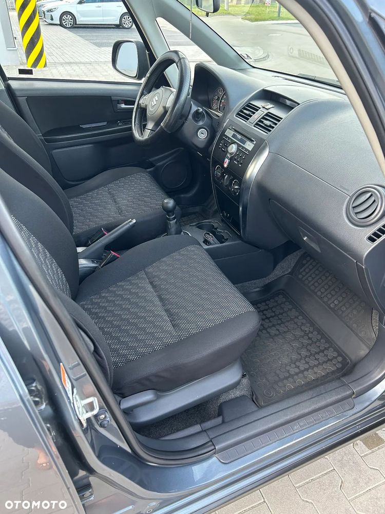 Suzuki SX4 1.6 VVT 4x2 Comfort - 13