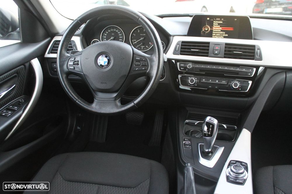 BMW 318 d Touring Advantage Auto - 39