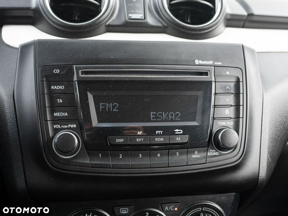 Suzuki Swift - 17
