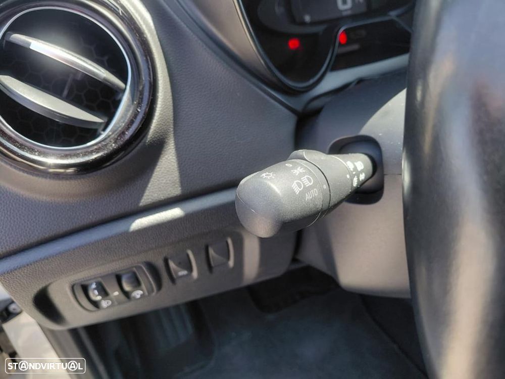 Renault Captur 1.5 dCi Exclusive EDC - 17