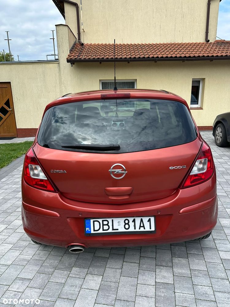 Opel Corsa 1.2 16V Cosmo - 4